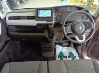 N-BOX G　後期型　4WD