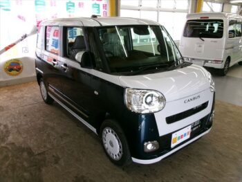 ムーヴキャンバス ストライプスG 未使用車 4WD