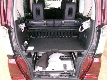 N-BOX+カスタム G 車いす仕様車 スローパー 福祉車両 4WD