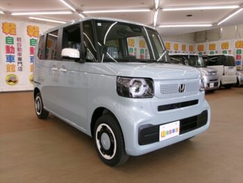 N-BOX ファッションスタイル 未使用車 4WD