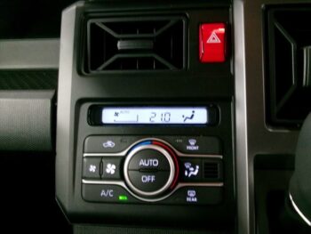 タフト Gターボクロムベンチャー純正プレミアムナビTV 未使用車 4WD
