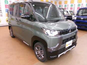 デリカミニ G 未使用車 4WD