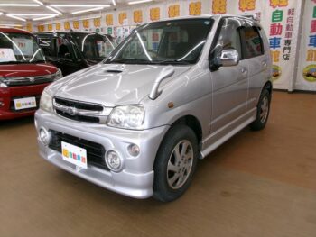 テリオスキッド カスタムＸ 4WD