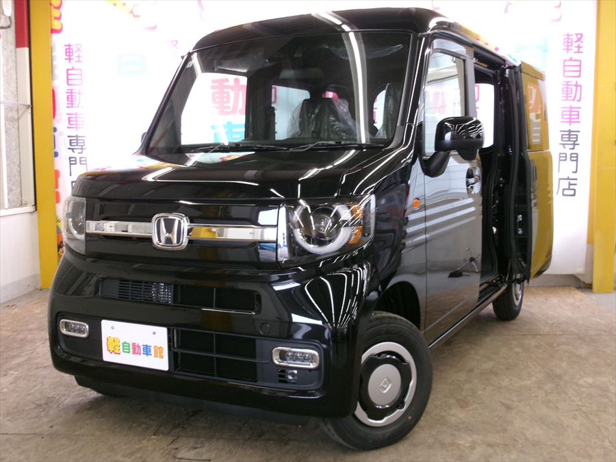 N-VAN +STYLE FUN 未使用車 4WD