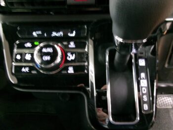 タントカスタム Ｘセレクション 4WD