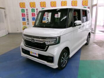 N-BOXカスタム L　ホンダセンシング　ナビ装着用スペシャルパッケージ　未使用車　4WD