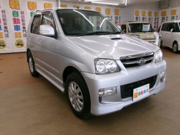 テリオスキッド カスタムメモリアルエディション　4WD