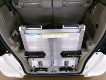 N-BOX+ Ｇ　福祉車両車いす仕様スローパー 4WD