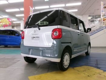 ムーヴキャンバス ストライプスG　ターボ　未使用車　4WD