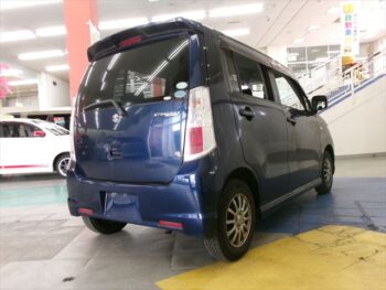 ワゴンR スティングレー X　4WD