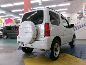 ジムニー ランドベンチャー　4WD