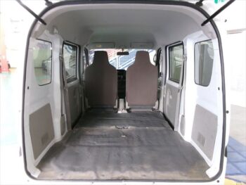 NV100クリッパーバン DX　4WD
