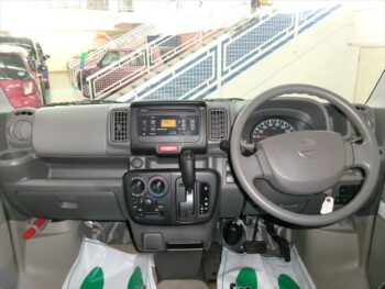 NV100クリッパーバン DX　GL　エマージェンシーブレーキパッケージ　4WD