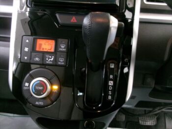 タントカスタム RS　ターボ　スマートセレクション　4WD