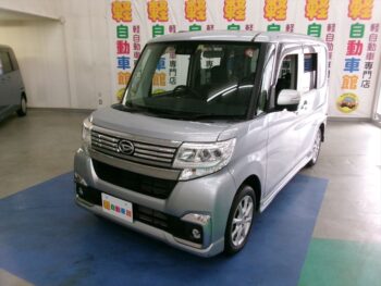 タントカスタム X　SAⅢ　後期型　4WD