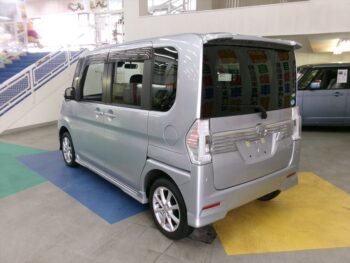 タントカスタム X　SAⅢ　後期型　4WD