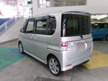 タントカスタム RS　ターボ　4WD