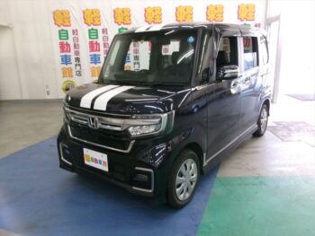 N-BOXカスタム Ｌ・ターボ　4ＷＤ