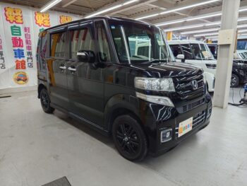 N-BOXカスタム SSブラックスタイルパッケージ 後期型 4WD