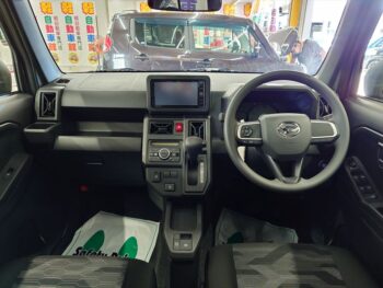 タフト X ターボ 未使用車 4WD