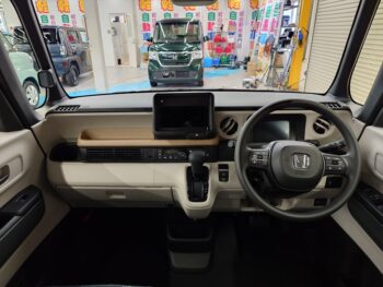 N-BOX 未使用車 4WD