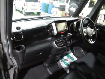 N-BOXカスタム Ｇ・ターボパッケージ 4WD