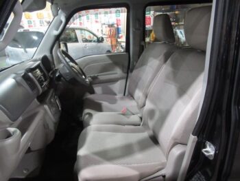 NV100クリッパーリオ E ターボ 4WD
