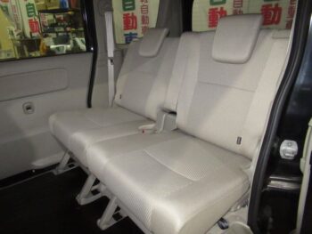 NV100クリッパーリオ E ターボ 4WD
