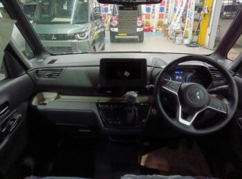 デリカミニ G 未使用車 4WD