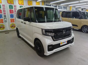 N-BOXカスタム L スタイルプラスブラック 4WD