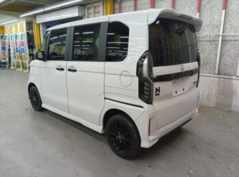 N-BOXカスタム L スタイルプラスブラック 4WD