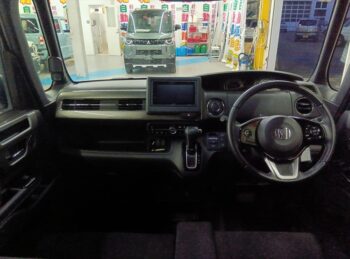 N-BOXカスタム L スタイルプラスブラック 4WD