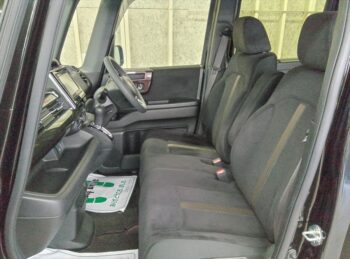 N-BOXカスタム G・Lホンダセンシング 4WD