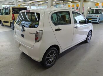 プレオプラス FA 4WD