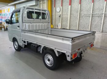 キャリイトラック KC エアコン パワステ 未使用車 4WD