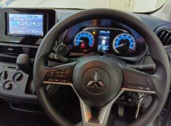 eKクロス M　4WD