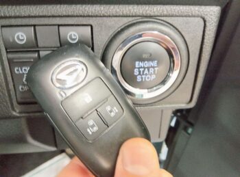 ムーヴキャンバス セオリーG パノラマモニター純正ナビTV 4WD