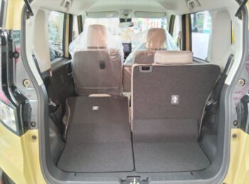 ムーヴ X 未使用車 4WD