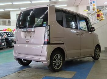 N-BOX G・Lパッケージ　4WD