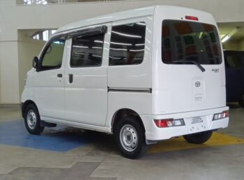 ハイゼットカーゴバン デラックスSAⅢ　4WD