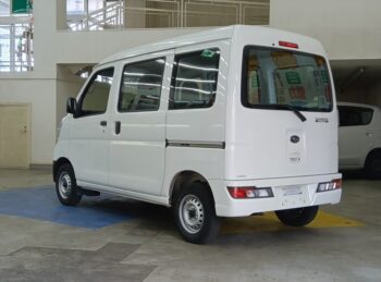 サンバーバン VB　4WD