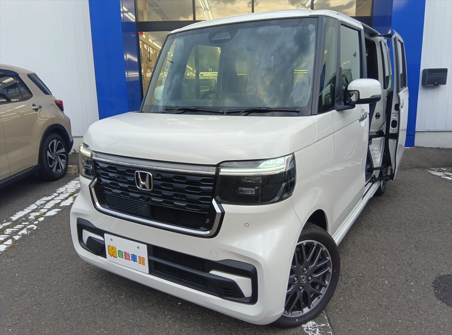 N-BOXカスタム ターボ  未使用車
