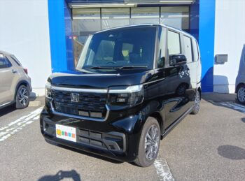 N-BOXカスタム ベースグレード 未使用車