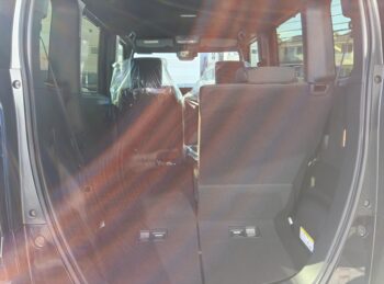 N-BOXカスタム ベースグレード 未使用車