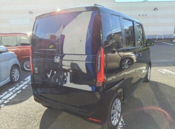 N-BOX ベースグレード 未使用車