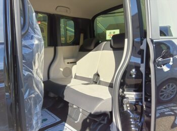 N-BOX ベースグレード 未使用車