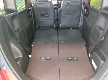 N-BOXカスタム G・EXターボ　ホンダセンシング　4WD