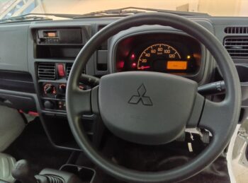 ミニキャブトラック みのり　未使用車　4WD