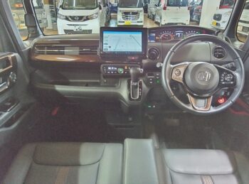 N-BOXカスタム Ｌ・ターボ　コーディネートスタイル 4WD