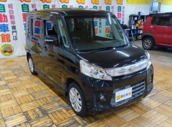 スペーシアカスタム ＸＳ　スマートフォン連携ナビ装着車 4WD